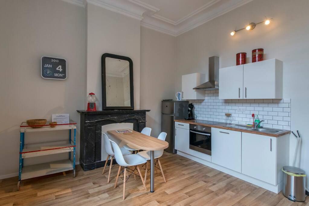 Joli Appartement 2 Chambres A Льєж Екстер'єр фото